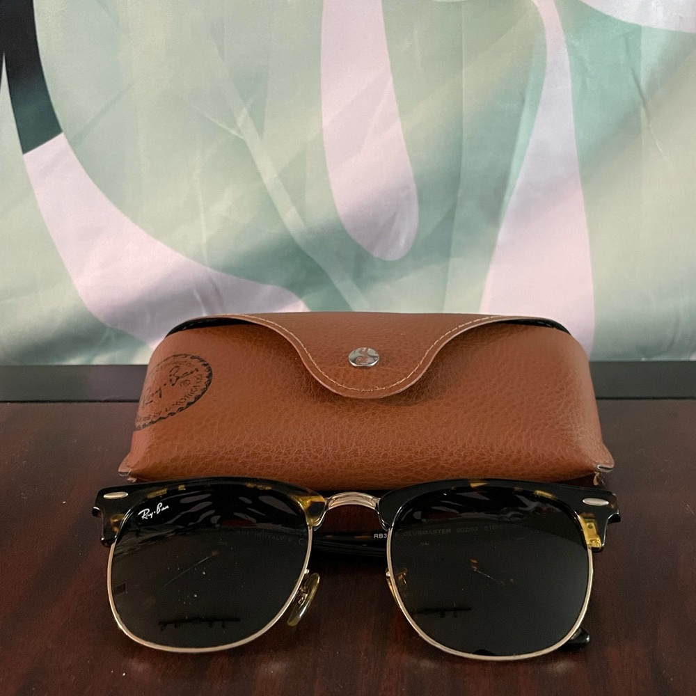 Ray Ban Clubmaster Tortoise Sunglasses